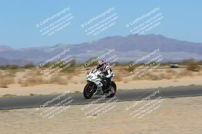 media/Apr-15-2022-Apex Assassins (Fri) [[9fb2e50610]]/Trackday Level 1/Session 2/Speed Shots/